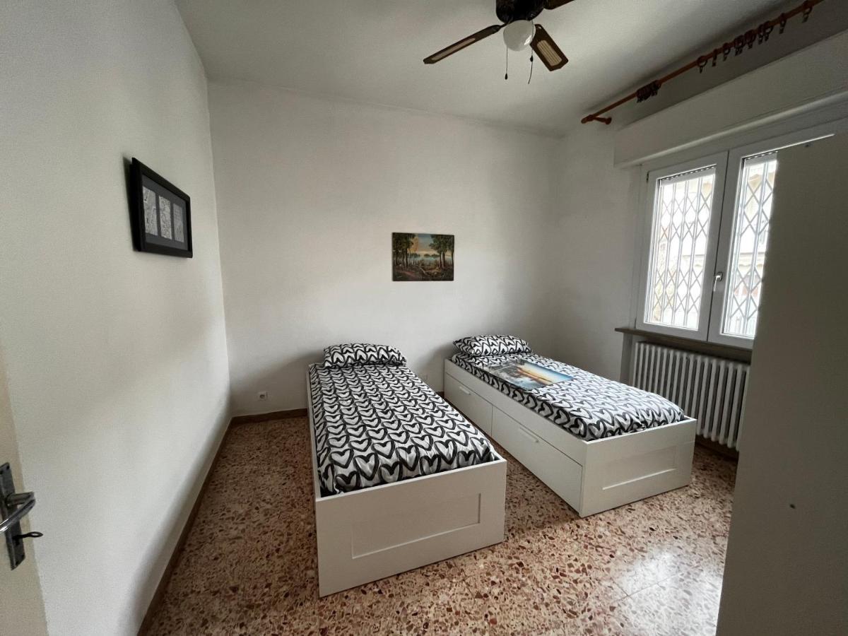Casa Vacanze Dalla Lory Rimini Bagian luar foto
